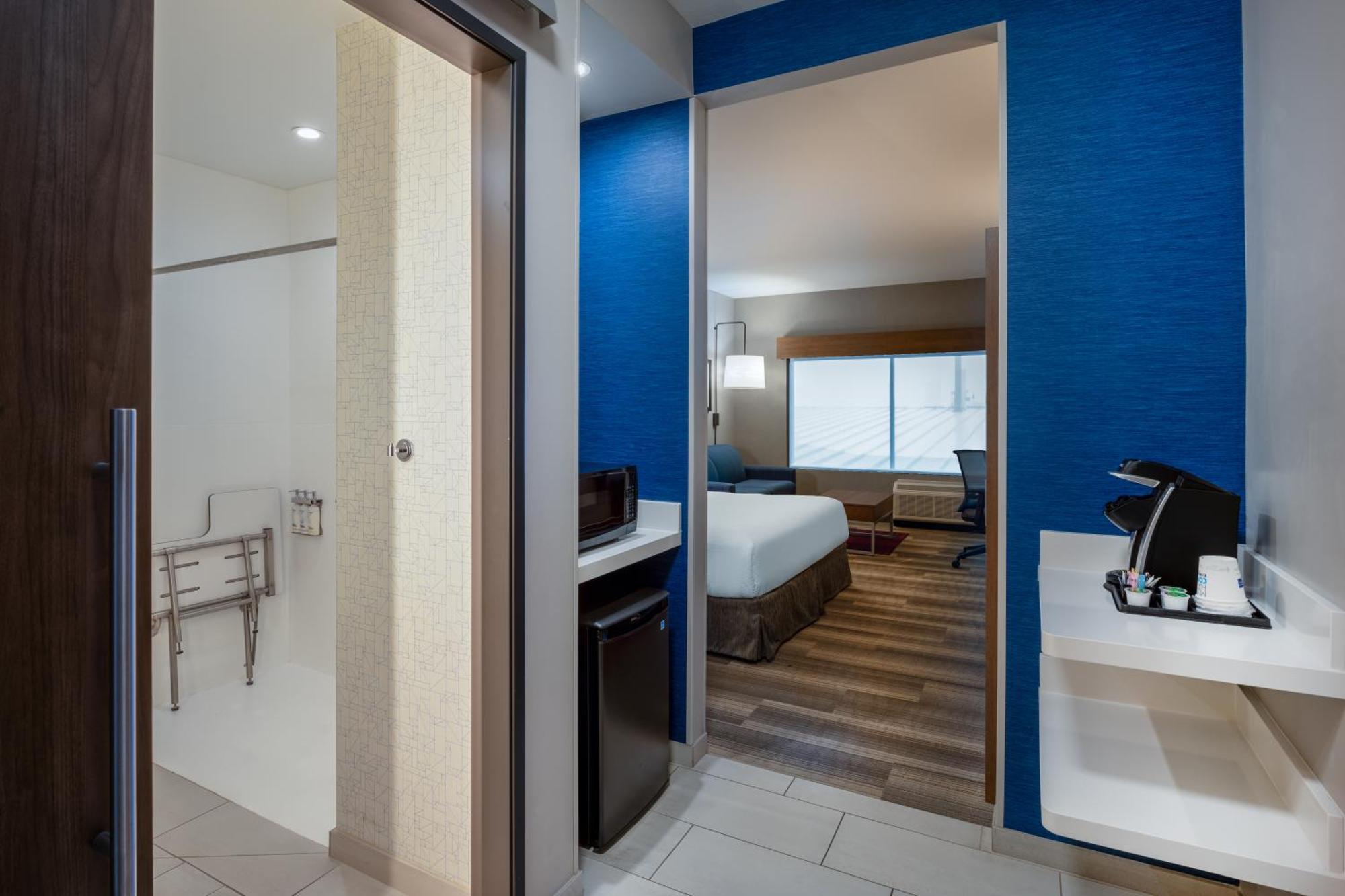 Holiday Inn Express & Suites - Gilbert - Mesa Gateway Airport Buitenkant foto