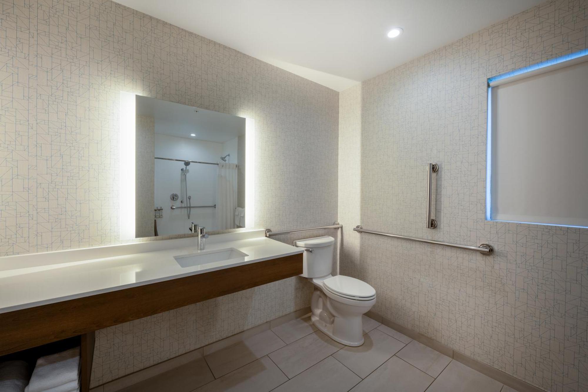 Holiday Inn Express & Suites - Gilbert - Mesa Gateway Airport Buitenkant foto